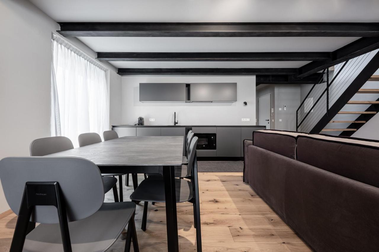 Stay Cooper L City Loft Bolzano Luaran gambar
